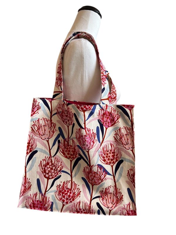 Medium Waratah Tote