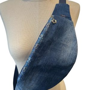 BlueFlowers Bumbag Right